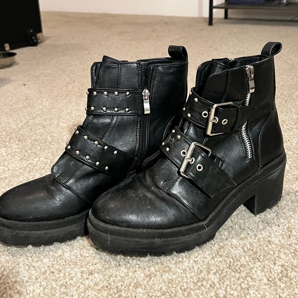RAID Saint chunky boots size 11.5